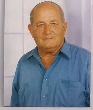 אשר כנפו